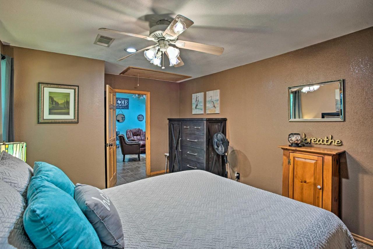 Lake Texoma Cabin - 1 Mi To Park And Boat Ramp! Willow Spring Esterno foto